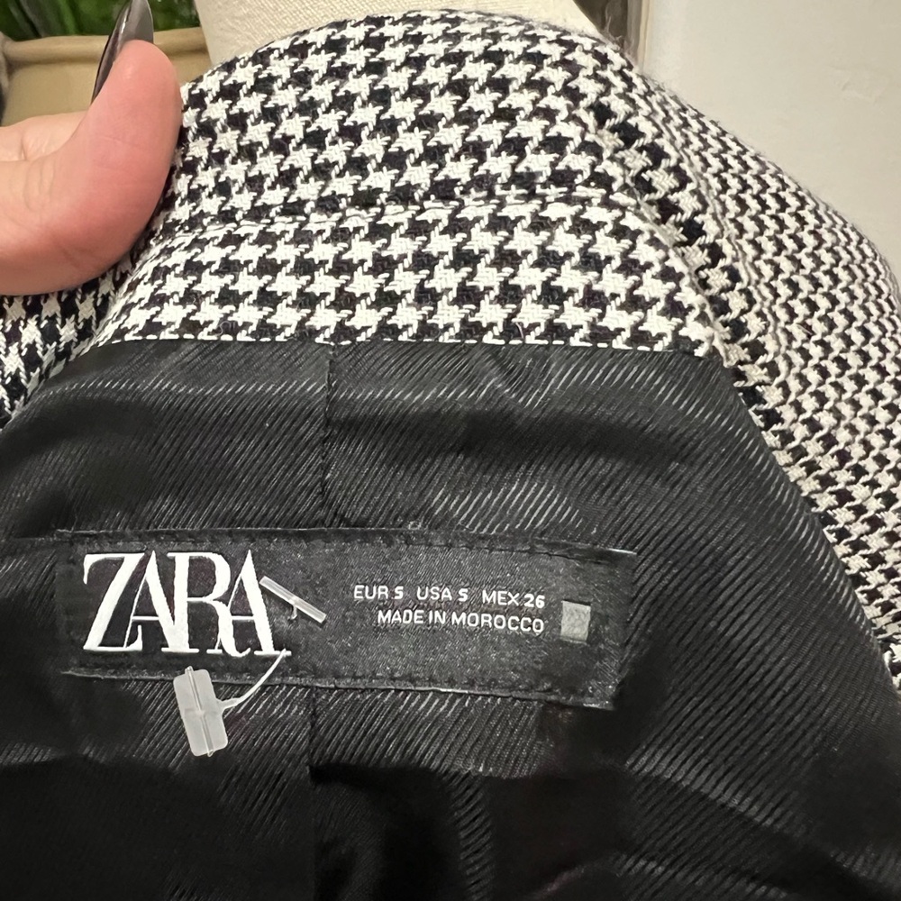 Zara Plaid Short Blazer Size Small - Picture 7 of 8